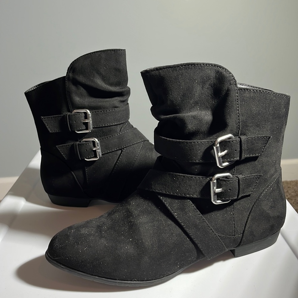 Rampage black booties - size 9